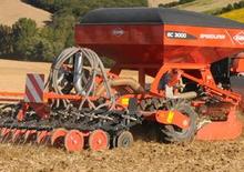 Secí stroje Kuhn Speedliner C 3000