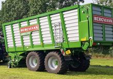 Silážní přívěsy L. Bergmann Carex 370 S