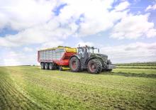 Silážní přívěsy Pöttinger Jumbo 8540