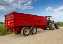 Silážní přívěsy Massey Ferguson MF 685
