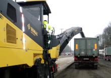Silniční frézy Bomag BM 2200/75