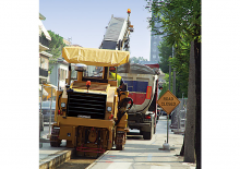 Silniční frézy Caterpillar PM102