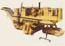 Silniční frézy Caterpillar PR-1000