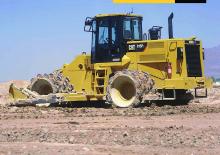 Skládkové kompaktory Caterpillar 815F