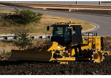 Skládkové kompaktory Caterpillar 815K