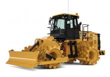 Skládkové kompaktory Caterpillar 815K