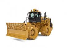 Skládkové kompaktory Caterpillar 826K