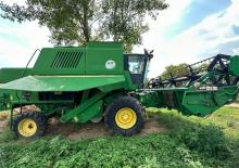 Sklízecí mlátičky John Deere 1550 Serie 2