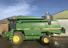 Sklízecí mlátičky John Deere 2058 HM