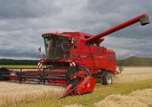 Sklízecí mlátičky Case IH 527