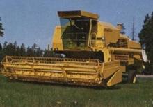 Sklízecí mlátičky Ford-NH 8055