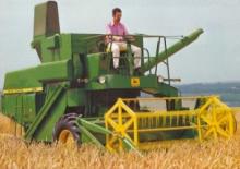 Sklízecí mlátičky John Deere 940