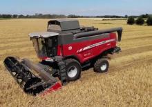 Sklízecí mlátičky Massey Ferguson Beta 7360 PL