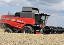 Sklízecí mlátičky Massey Ferguson Beta 7370 PL