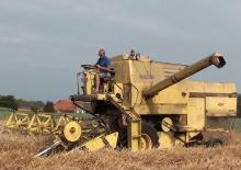 Sklízecí mlátičky New Holland Clayson M 133