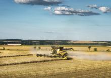 Sklízecí mlátičky New Holland CR8.80 ST5