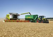 Sklízecí mlátičky Claas Lexion 740