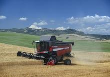 Sklízecí mlátičky Laverda M 400 