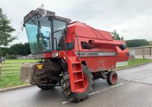Sklízecí mlátičky Massey Ferguson MF 24