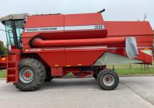 Sklízecí mlátičky Massey Ferguson MF 32