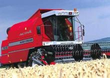 Sklízecí mlátičky Massey Ferguson MF 7242