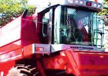 Sklízecí mlátičky Massey Ferguson MF 7252 AL