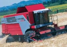 Sklízecí mlátičky Massey Ferguson MF 7256
