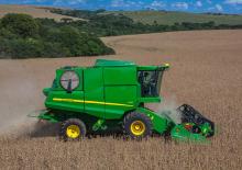 Sklízecí mlátičky John Deere S430