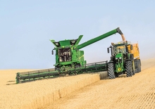 Sklízecí mlátičky John Deere S770 HM 