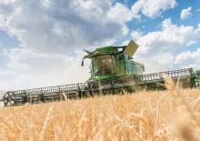 Sklízecí mlátičky John Deere S780 HM