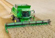 Sklízecí mlátičky John Deere T 660 i LL