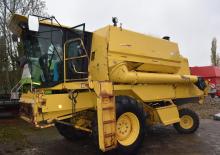 Sklízecí mlátičky New Holland TF42