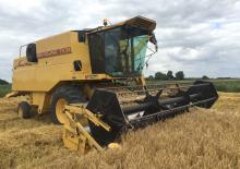 Sklízecí mlátičky New Holland TX 34