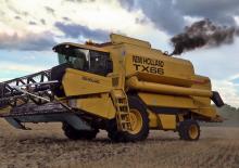 Sklízecí mlátičky New Holland TX 66