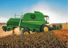 Sklízecí mlátičky John Deere W 440
