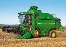 Sklízecí mlátičky John Deere W440 PTC