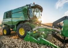 Sklízecí mlátičky John Deere W550