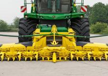 Sklízecí mlátičky žací hlavice na kukuřici John Deere 360plus
