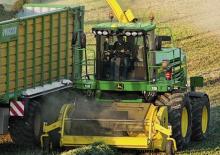 Sklízecí řezačky - pohon na 2 kola John Deere 7350 i