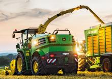 Sklízecí řezačky - pohon na 2 kola John Deere 8700