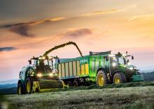 Sklízecí řezačky - pohon na 2 kola John Deere 8800