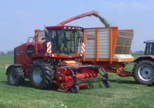 Sklízecí řezačky - pohon na 2 kola Case IH CHX 420