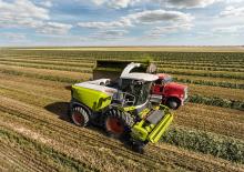 Sklízecí řezačky - pohon na 2 kola Claas Jaguar 830