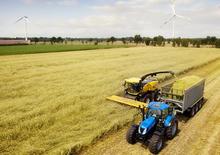 Sklízecí řezačky - pohon na 4 kola New Holland FR 700