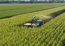 Sklízecí řezačky - pohon na 4 kola New Holland FR 920
