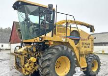 Sklízecí řezačky - pohon na 4 kola New Holland FX 38