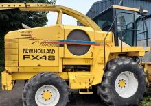 Sklízecí řezačky - pohon na 4 kola New Holland FX 48