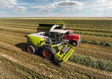 Sklízecí řezačky - pohon na 4 kola Claas Jaguar 870