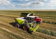 Sklízecí řezačky - pohon na 4 kola Claas Jaguar 930