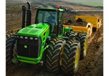 Skrejpry John Deere Construction 1812C